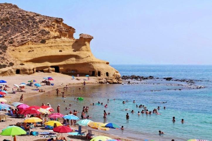Calapanizo Un paraíso El Pozo del Esparto Exterior foto